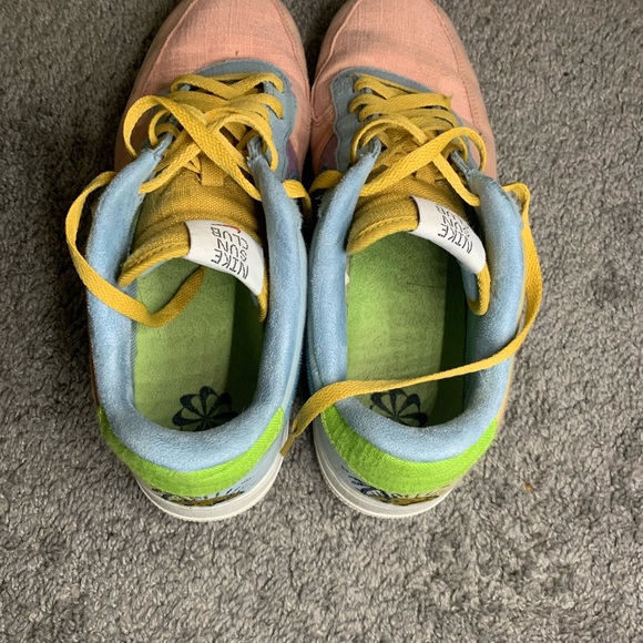 Size 11 1/2 - Nike Air Force 1 '07 LV8 Next Nature Low Sun Club - Multi - Picture 4 of 9